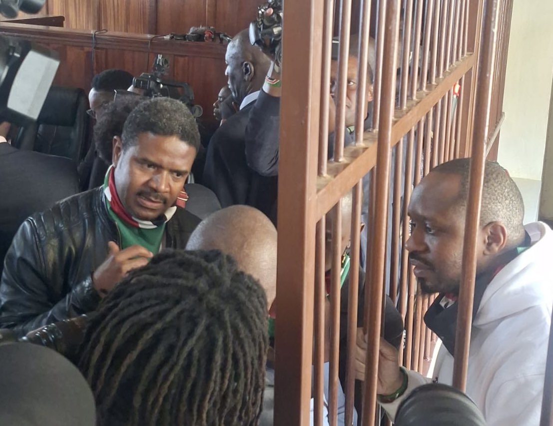 In the end the Constitution won!

We confirmed that #ActivistsAreNotTerrorists

The <a href="/DCI_Kenya/">DCI KENYA</a> tried every means to come up with a terrorism charge but failed.

<a href="/bonifacemwangi/">The People’s Watchman</a> has been released. He has gone home with his wife and son.

Viva Comrades Viva!