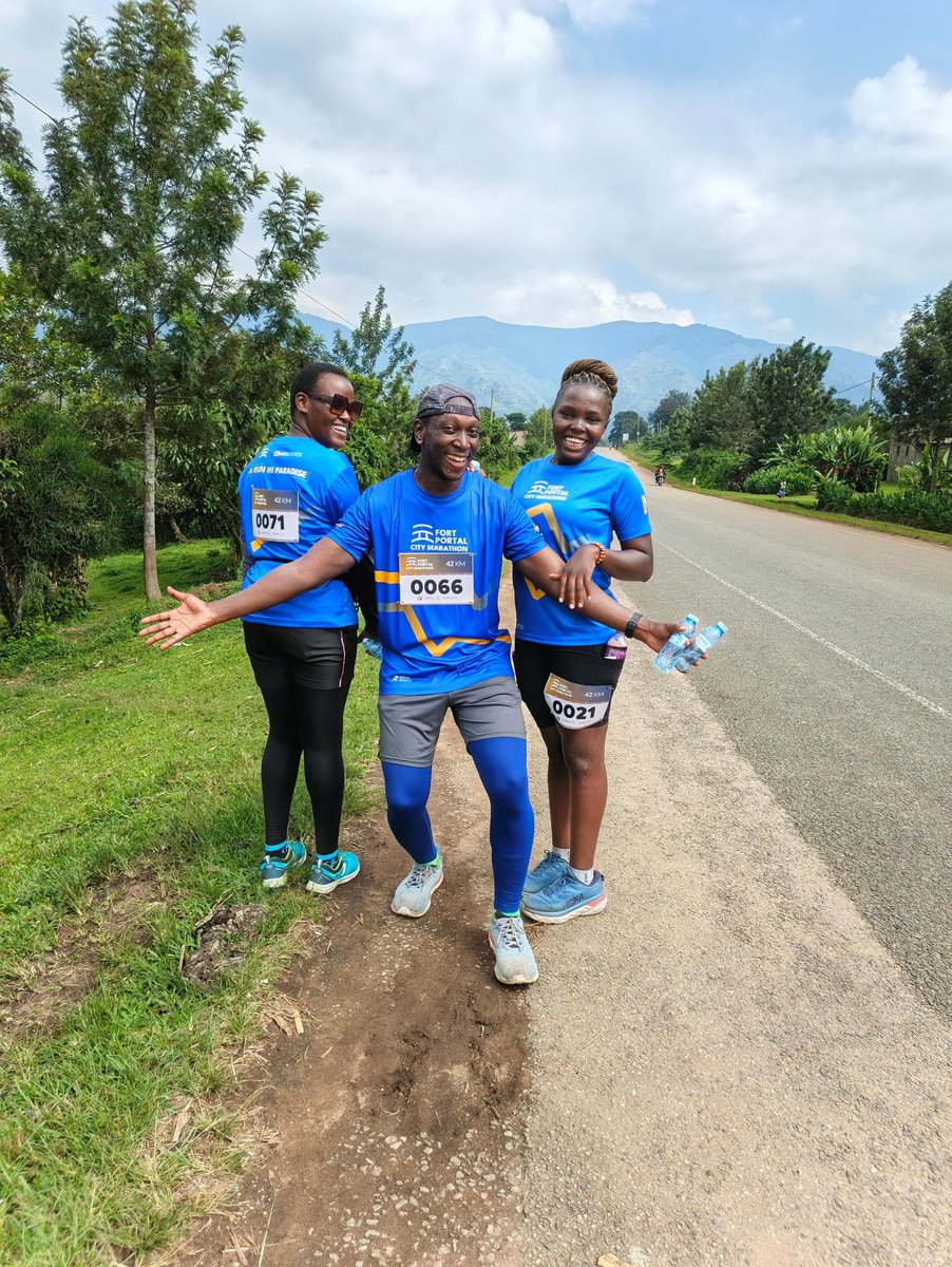 AkandindaErnest's tweet image. 'Paradise' - LL Cool J ft. Amerie
#FortPortalCityMarathon
#ARunInParadise
On to @MakRun_Ug @RwenzoriMarathn & @UgRotaryCancerP