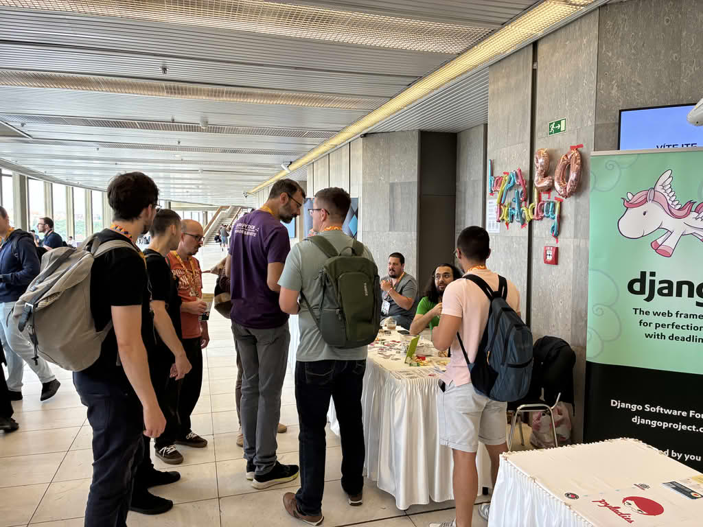 thibaud_colas's tweet image. Pretty sure #EuroPython 2025 was my top 1 fav conference ever. Just the perfect mixture of catching up with people I know, meeting people I don’t know, learning new things. Time well spent chatting w/ Python veterans and also first-timers
Volunteering there was ACE, and for…