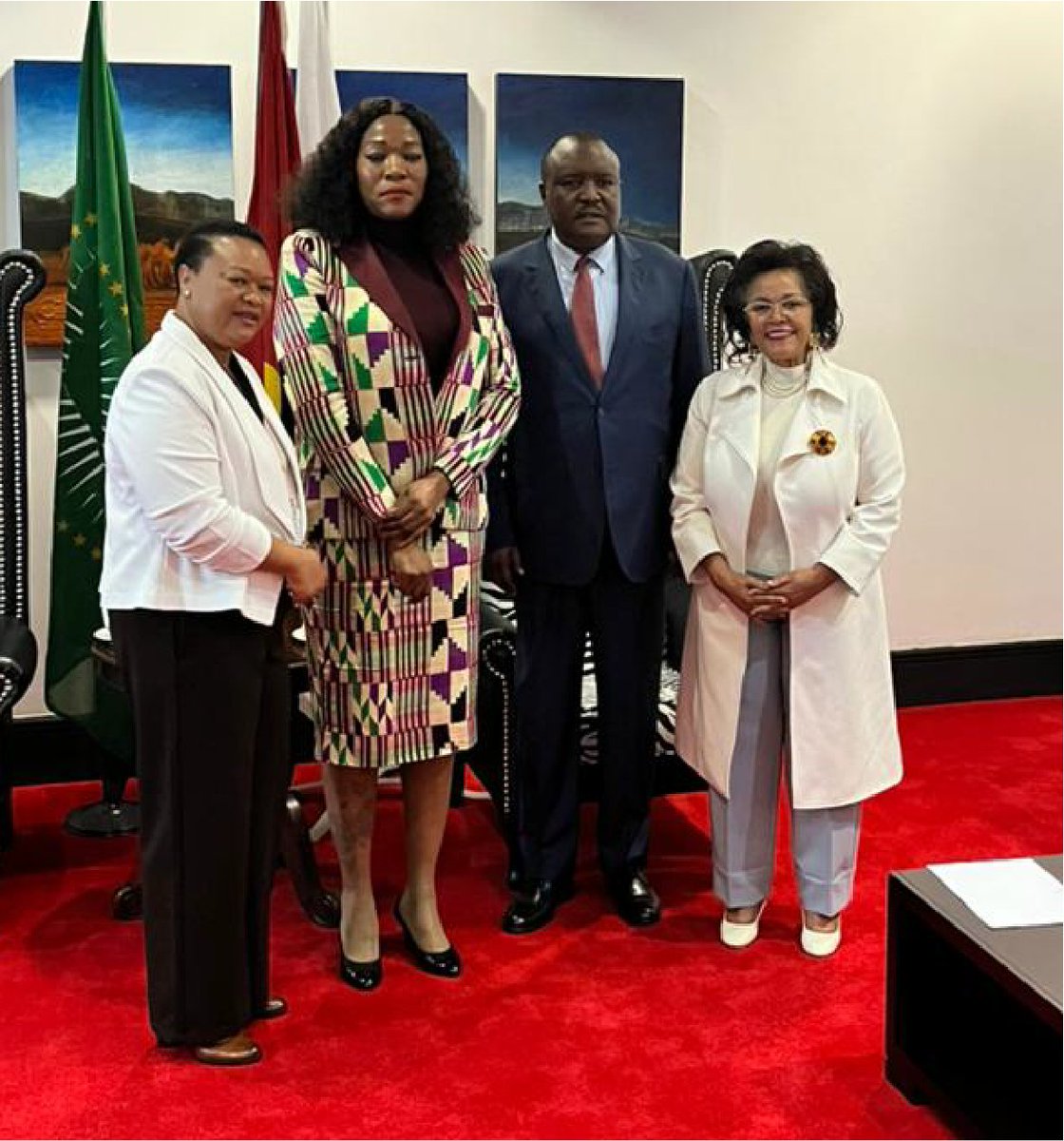 NEPAD_Agency's tweet image. Today, at the Opening Ceremony of the 𝐅𝐢𝐟𝐭𝐡 𝐎𝐫𝐝𝐢𝐧𝐚𝐫𝐲 𝐒𝐞𝐬𝐬𝐢𝐨𝐧 𝐨𝐟 𝐭𝐡𝐞 𝐒𝐢𝐱𝐭𝐡 𝐏𝐚𝐫𝐥𝐢𝐚𝐦𝐞𝐧𝐭 𝐨𝐟 𝐭𝐡𝐞 @AfrikParliament, our CEO, H.E. Mrs. @nardosbthomas, delivered a message of solidarity.
As sister organs of the African Union, AUDA-NEPAD and…