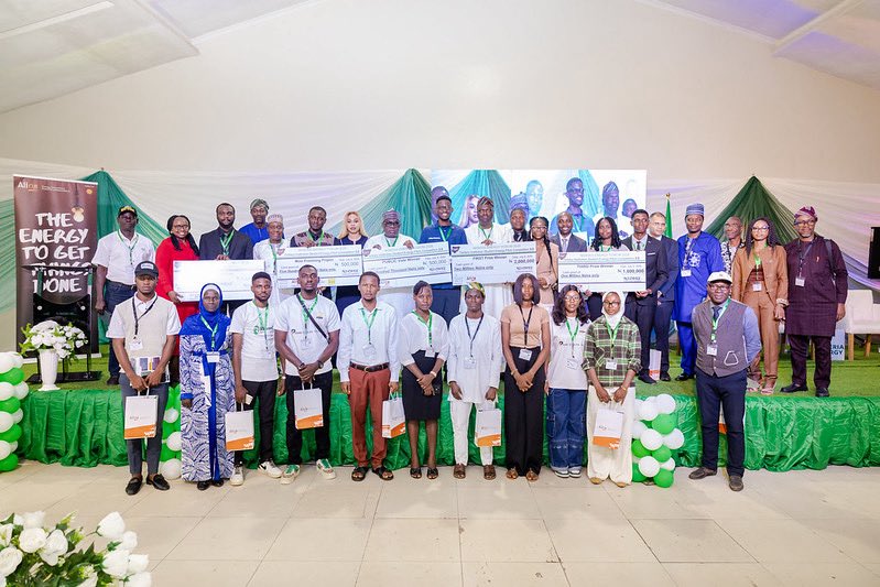 AllOnEnergy's tweet image. Congrats to the winners of the TIEC 2025 Pitch Challenge!

🥇 Green Preserve Innovation – #UNICROSS
🥈 AI Hybrid Agri Dryer – #UNILAG
🥉 Keytric Innovation – #UNIPORT
Proudly sponsored by All On at #NEF2025. Read flyer! 

#AllOn #TIEC2025 #EnergyInnovation #PowerfulCollaboration