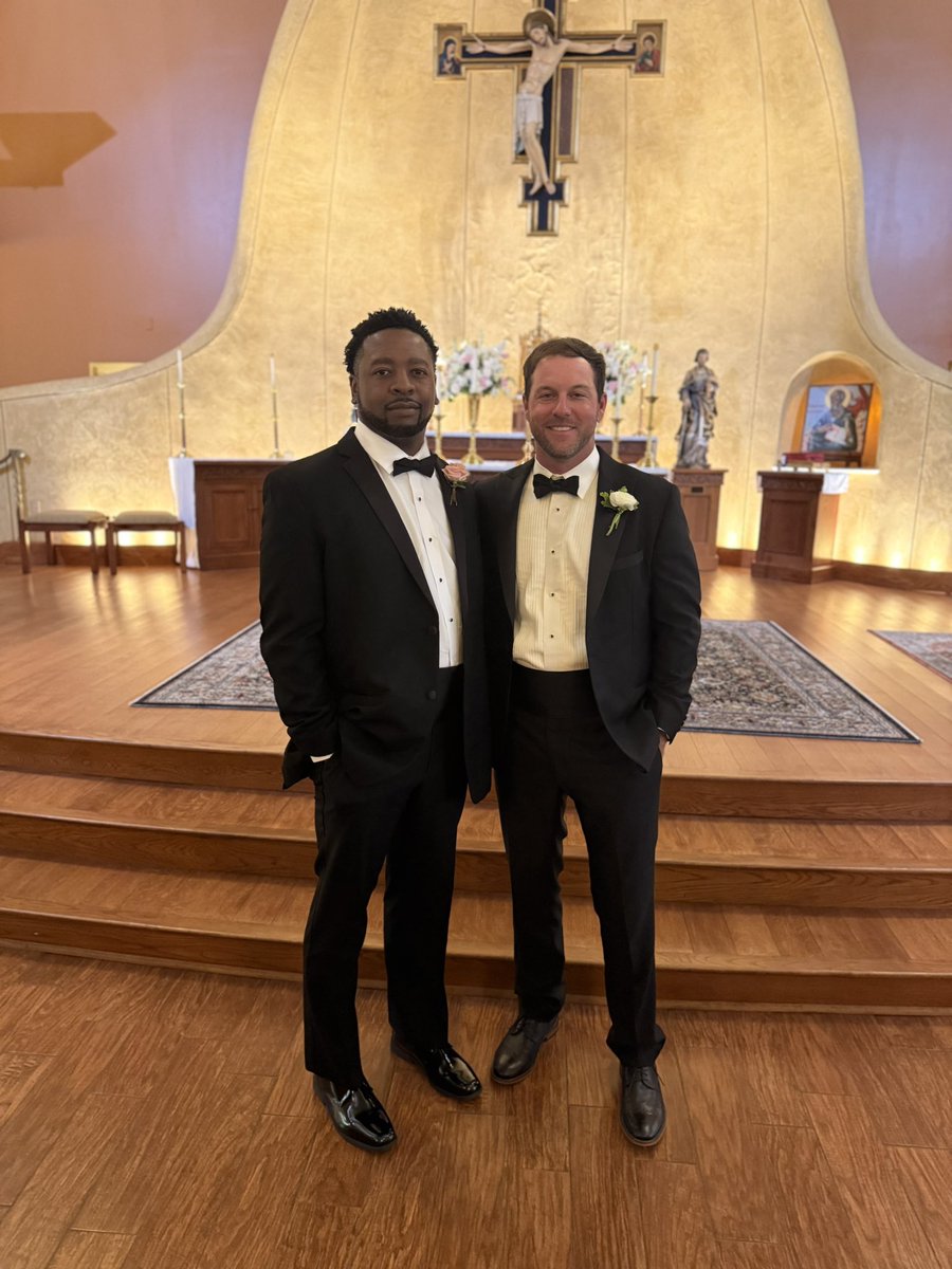 Carl_Diffee's tweet image. We’ve come a long way dude @_CoachMAC1 Thanks for being a part of mine and Ann Kate’s special day! #Family