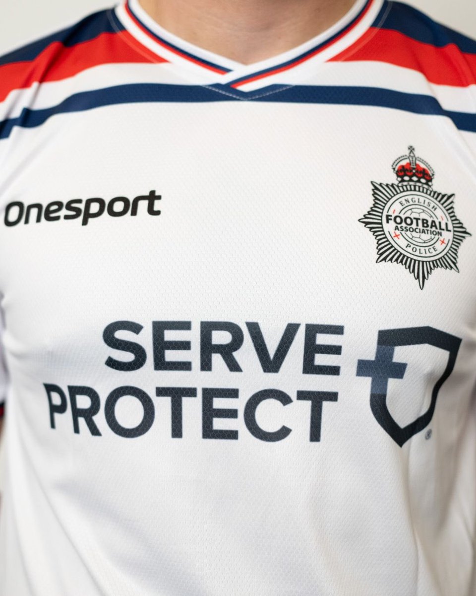 englandpolfc's tweet image. Our fantastic new @Onesport England kit sponsored by @serveandprotect @forfendinfo and @NPHS999 ⚽️
How good is the kit 😍
