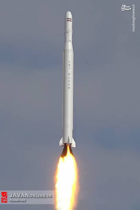 IRIran_Military's tweet image. Today, we successfully conducted a suborbital test using the Qased satellite launch vehicle, aimed at evaluating a range of new technologies currently under development.