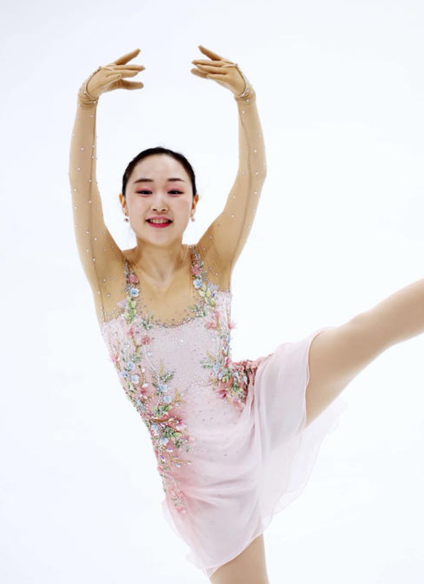 midorimoonlight's tweet image. rino matsuike’s dress for her new “the nutcracker” free skate! ✨🩰💕
#RinoMatsuike #松生理乃