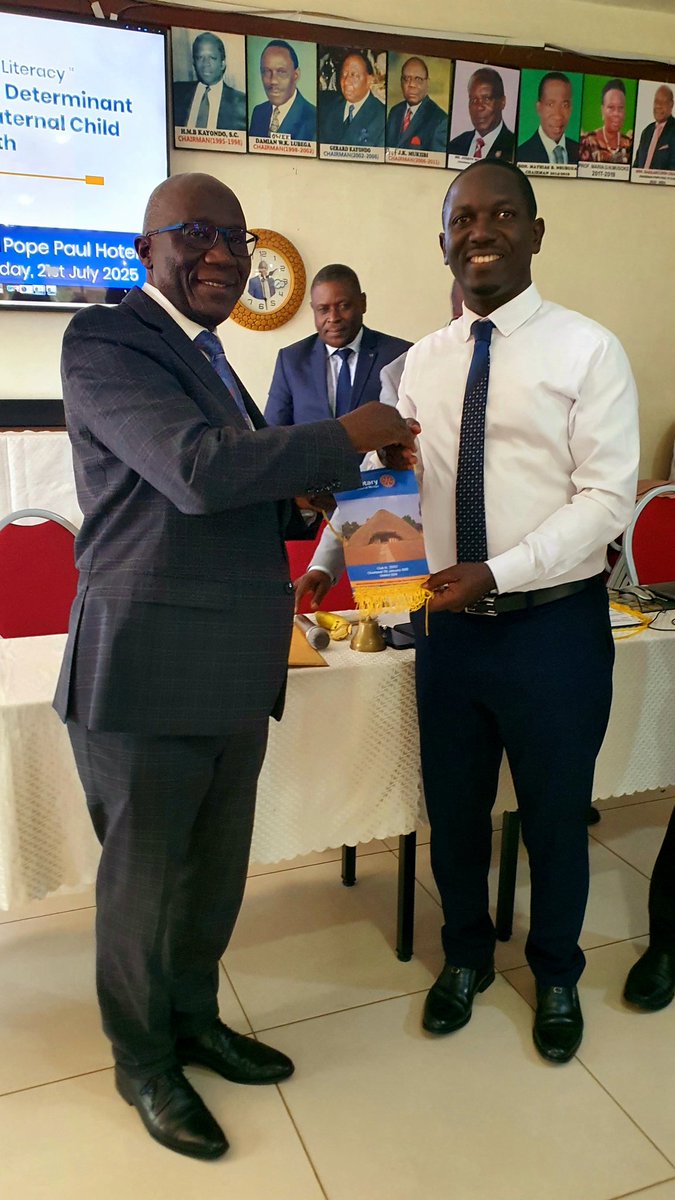 DGEDanielDdam's tweet image. Enlightening moments learning about a key determinant of maternal and child health with Rtn. Dr. Muhindo at my Club @RCMengo1988
Grateful for the insights shared towards building healthier communities for mothers and children.
#UniteForGood
@Rotary
@rotaryd9214