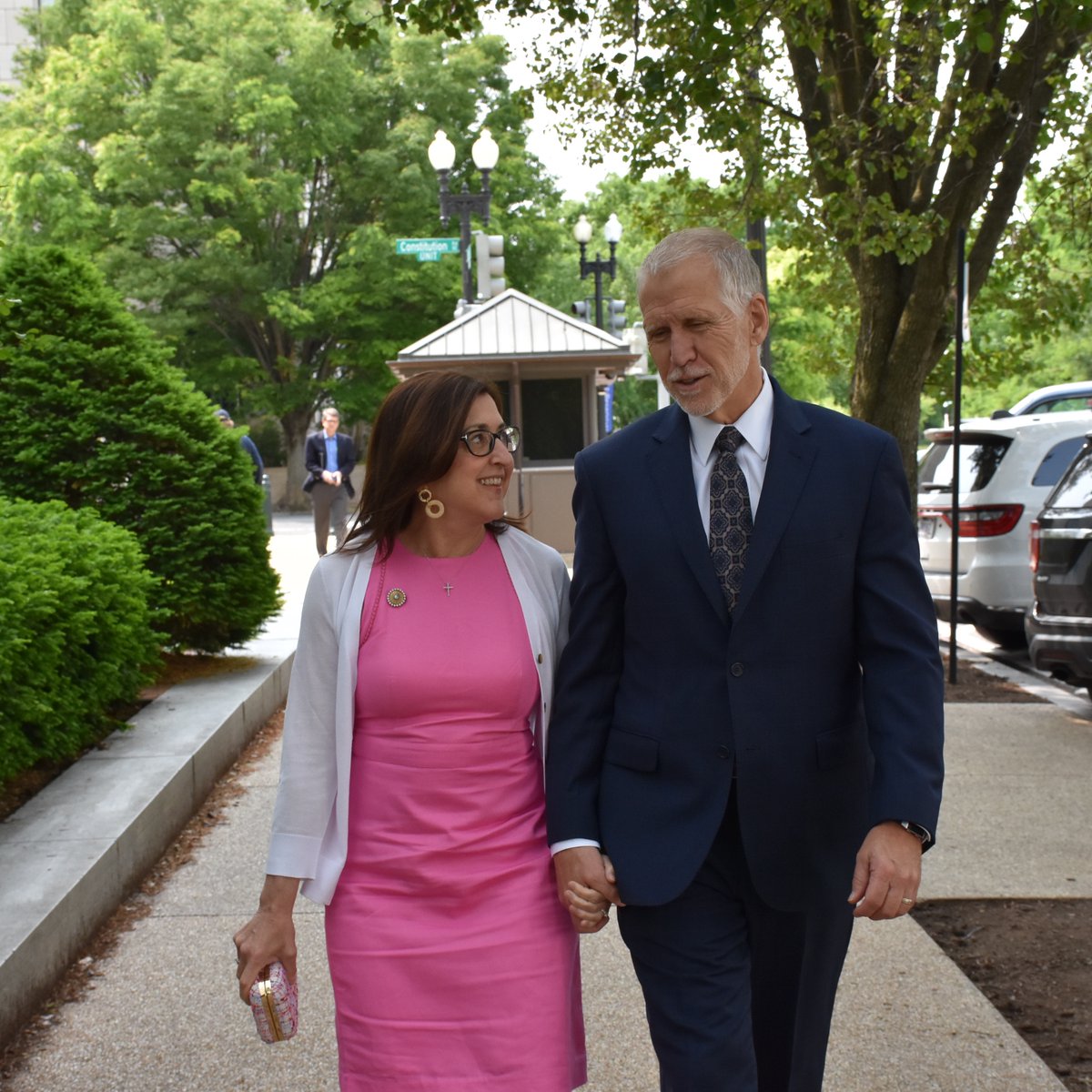 SenThomTillis's tweet image. Happy birthday to the love of my life, Susan. Your love makes my days brighter. You're an incredible mother and grandmother who deserves to be celebrated every day. I love you more than words, sweetie. ❤️
