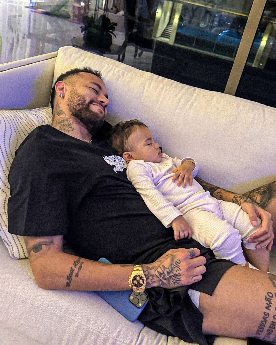 Mais uma semana ao lado dela 🤍

Uma ótima semana para todos!