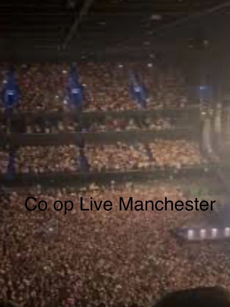 habibrehman75's tweet image. Massive thanks to all PHV @GMB_union member drivers who worked through the night in @greatermcr With the tragic loss of life on the M60 and road closures, you still stepped up, navigating to get @oasis & @billieeilish fans home safely. You deserve recognition. 👏🚖