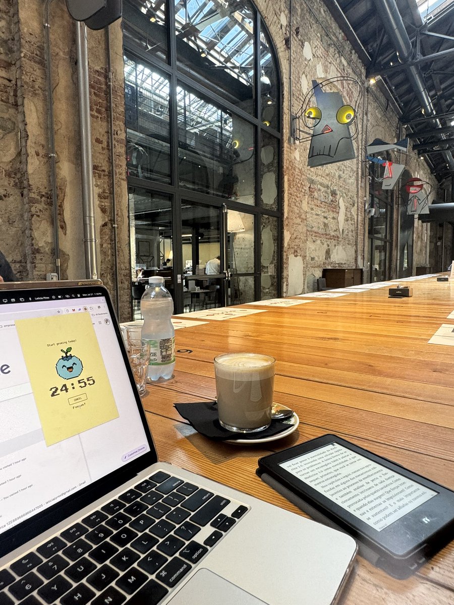 letispires's tweet image. my little secret to escape the chaos? a good coffee, a great read, and a pomodoki session. if it's in a cafe in italy, then it's pure dolce vita✨☕️
@pomodoki_app