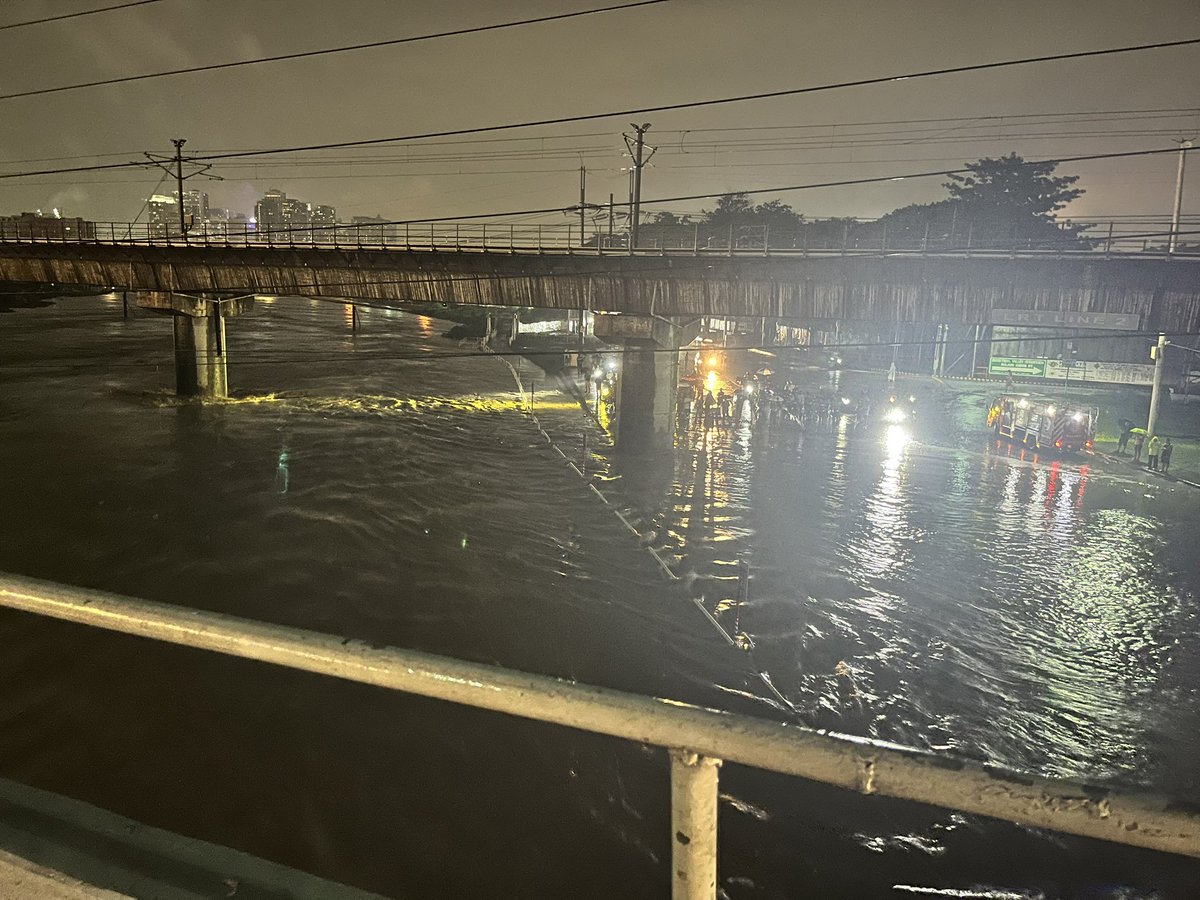 JoshuaCAgar's tweet image. As water levels along the Marikina River is reaching hazardous levels, it is perhaps time to assess whether the dam upstream is making the difference.
