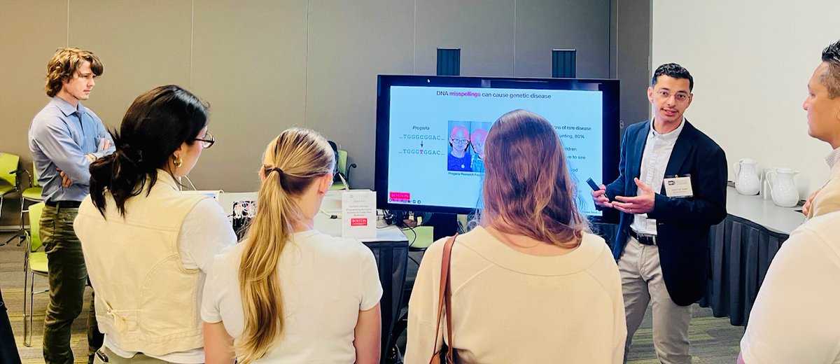 MoKhalilLab's tweet image. We traveled to DC to talk to Congressional Staffers about the impact of @NIH @NIBIBgov funding. It enables us to develop synthetic biology tools to advance cell & genetic medicines for patients in need. REPOST to deliver the message that SCIENCE saves lives & makes America great!
