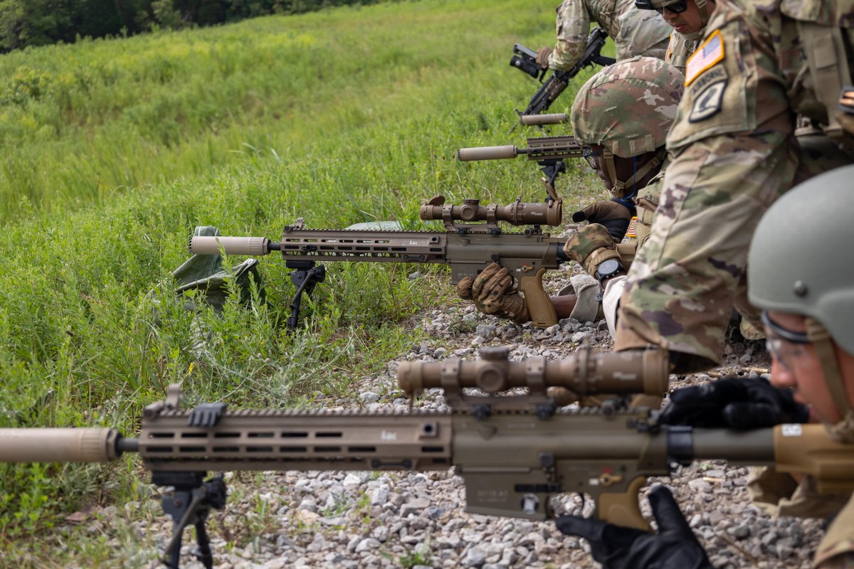 ArmyROTC's tweet image. 2nd Regiment #BasicCamp Cadets took a 'hands-on' approach to a few of the Army's weapons at #CST2025!
馃摳 by MacKenzie Rogers, Murray State University, CST Public Affairs Office
Check out the link in our bio for more!