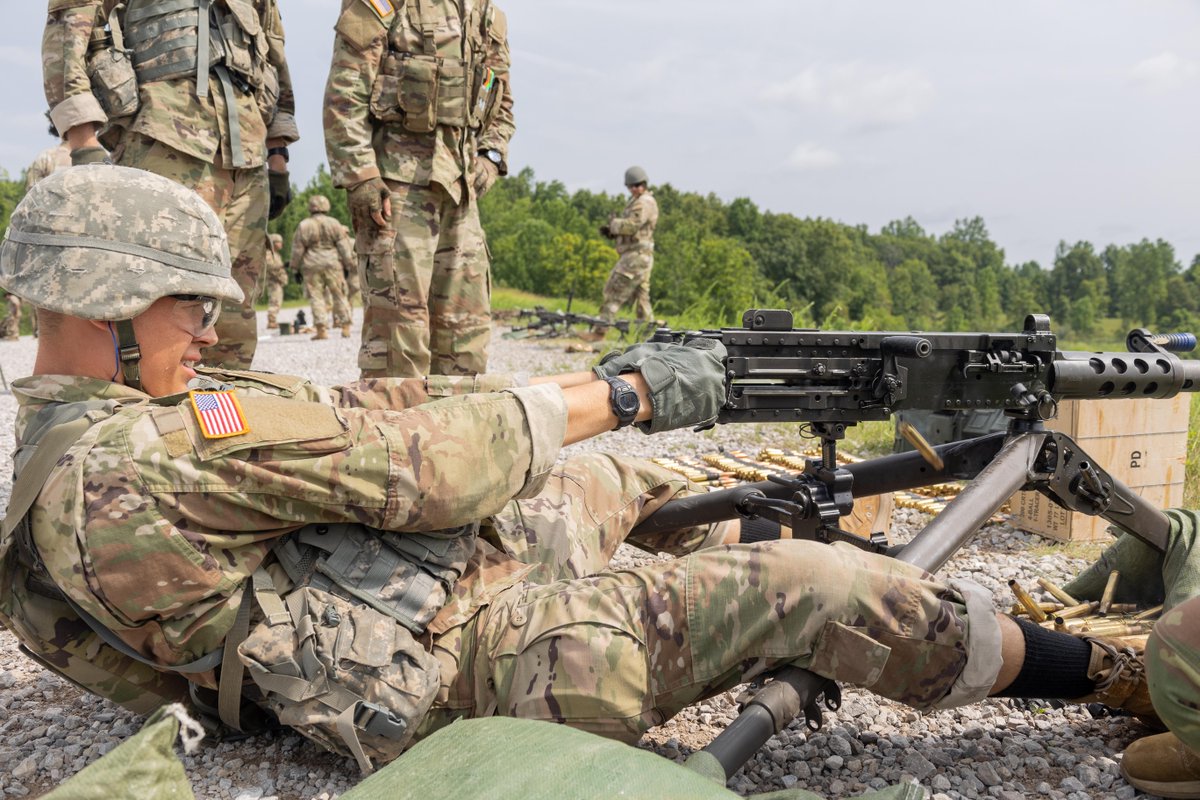ArmyROTC's tweet image. 2nd Regiment #BasicCamp Cadets took a 'hands-on' approach to a few of the Army's weapons at #CST2025!
馃摳 by MacKenzie Rogers, Murray State University, CST Public Affairs Office
Check out the link in our bio for more!