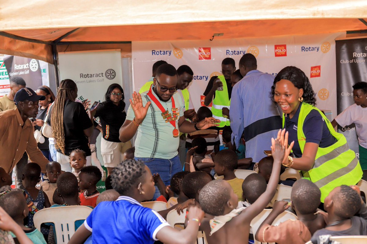 LouisShami31771's tweet image. For over 35 years, Rotary has led the fight to end polio and we’re proud to join the cause❤️.
In partnership with @Rac7lakeskigo @rotaract_club_of_vu_ @racupperkololo
We carried out HIV testing, blood donation , polio vaccination etc.
#rotaract #D921 #endpolio #rotary