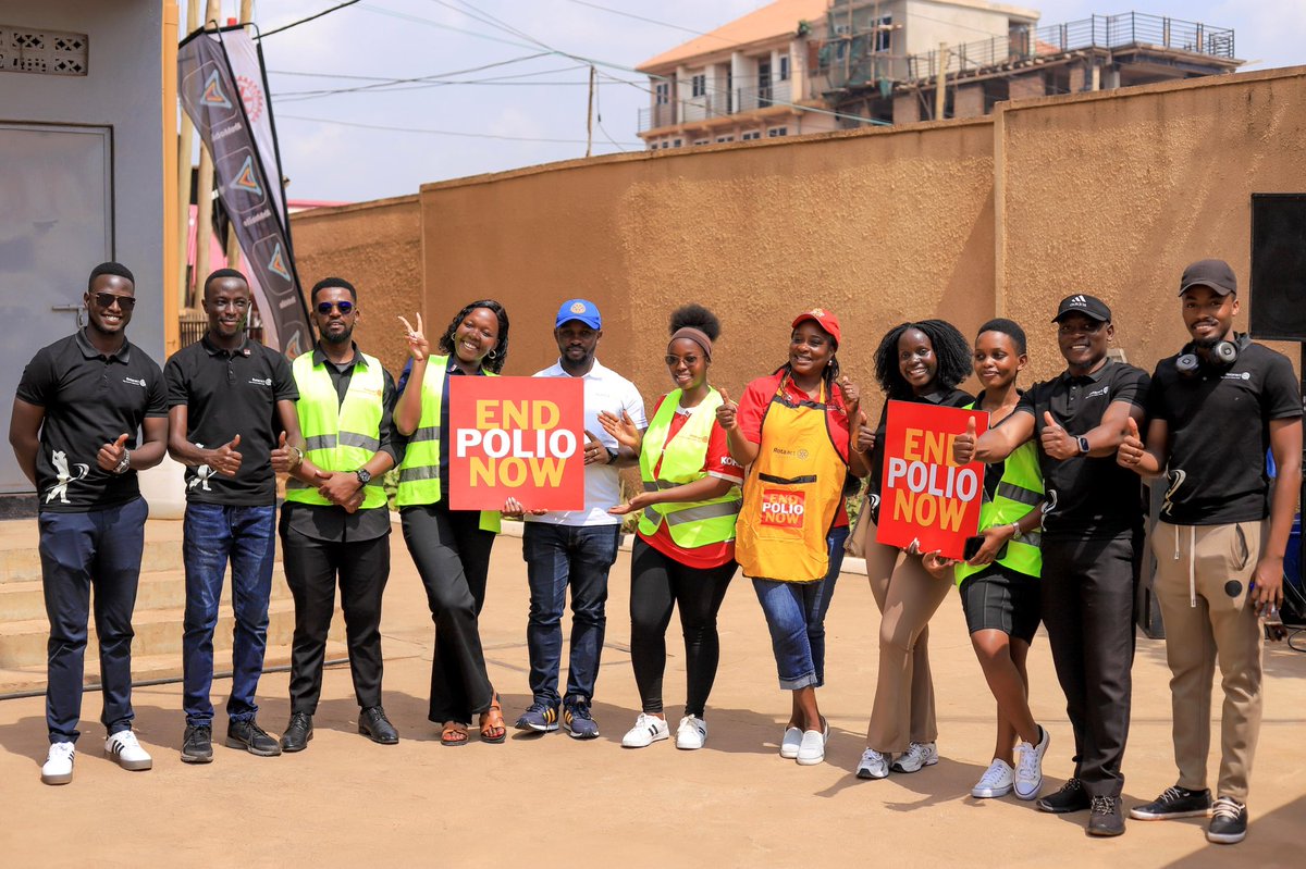 LouisShami31771's tweet image. For over 35 years, Rotary has led the fight to end polio and we’re proud to join the cause❤️.
In partnership with @Rac7lakeskigo @rotaract_club_of_vu_ @racupperkololo
We carried out HIV testing, blood donation , polio vaccination etc.
#rotaract #D921 #endpolio #rotary
