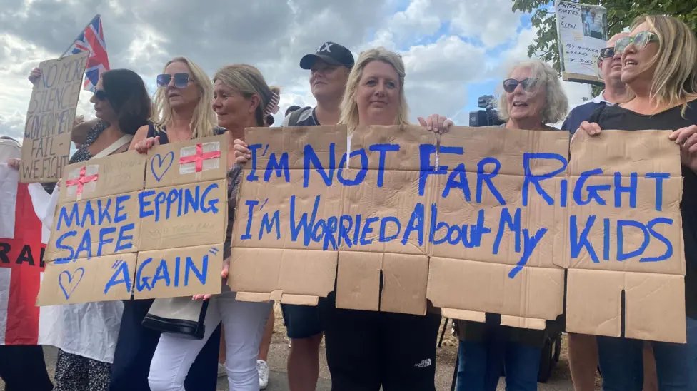 LeoKearse's tweet image. People saying "The Epping protesters should voice their concerns with the authorities instead of protesting"
What do you think they've been doing for years? And what do you think happened?
If authorities did what residents wanted, they wouldn't need to protest.