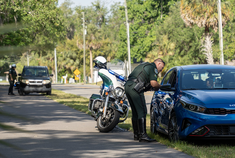 VolusiaSheriff's tweet image. HEADS UP: In partnership with @bikewalkcfl, we'll be running another Best Foot Forward pedestrian safety operation this month. Please keep an eye out and yield to pedestrians in crosswalks!