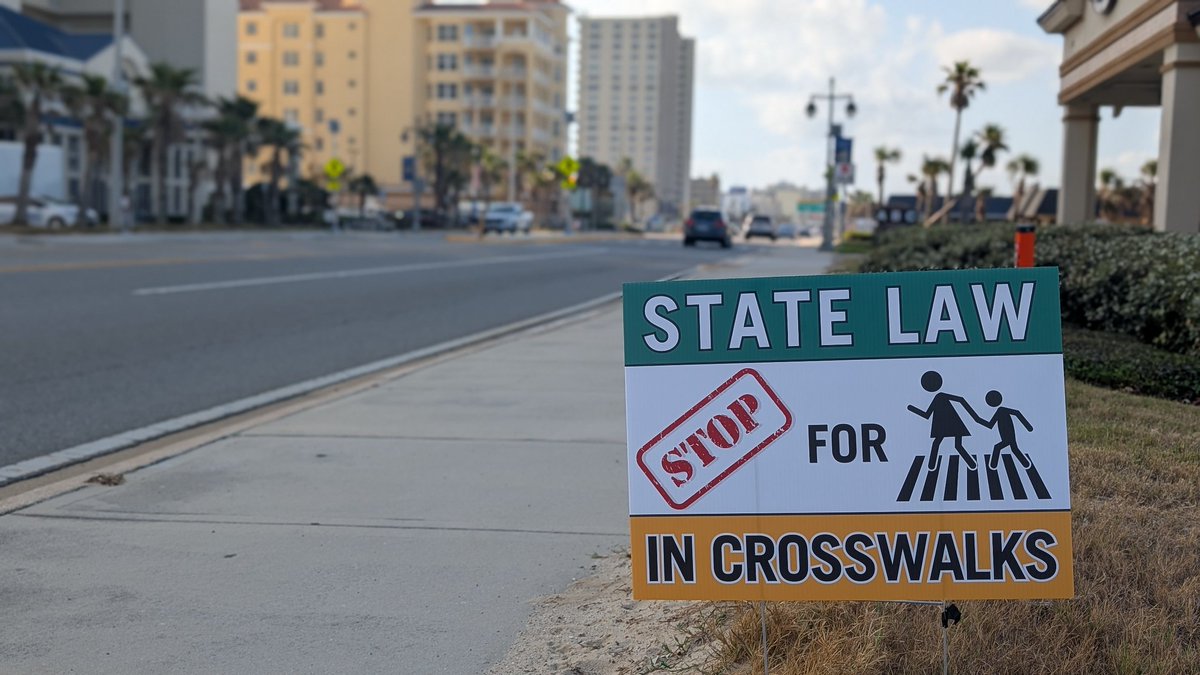 VolusiaSheriff's tweet image. HEADS UP: In partnership with @bikewalkcfl, we'll be running another Best Foot Forward pedestrian safety operation this month. Please keep an eye out and yield to pedestrians in crosswalks!
