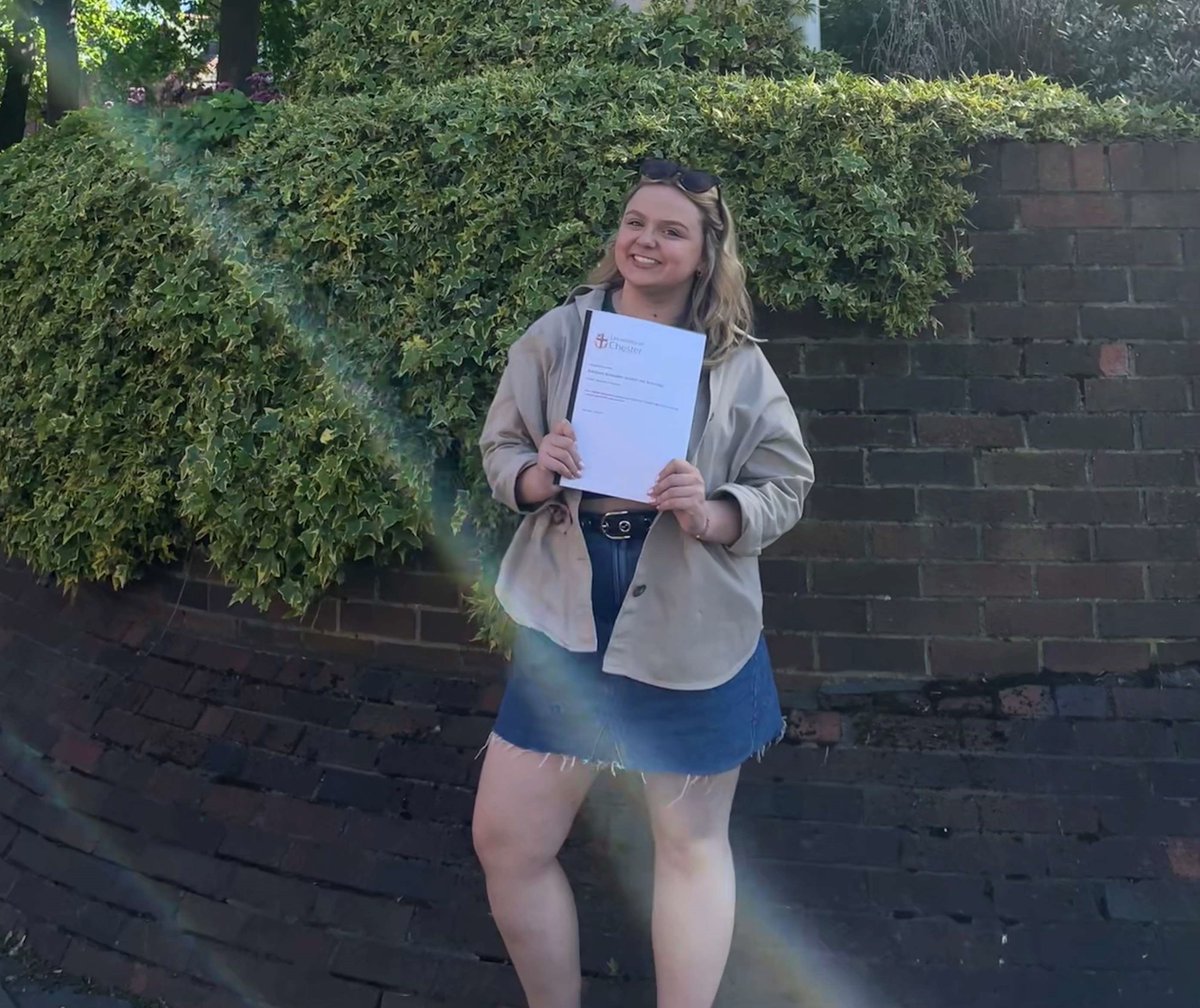 A soon-to-be-graduate from the University of #Chester has been praised for maximising all the opportunities higher education has to offer.  <a href="/uocshoutout/">UoC Student Shout Out</a> <a href="/UoCEducation/">Uni of Chester - School of Education</a> chester.ac.uk/about/news/art…