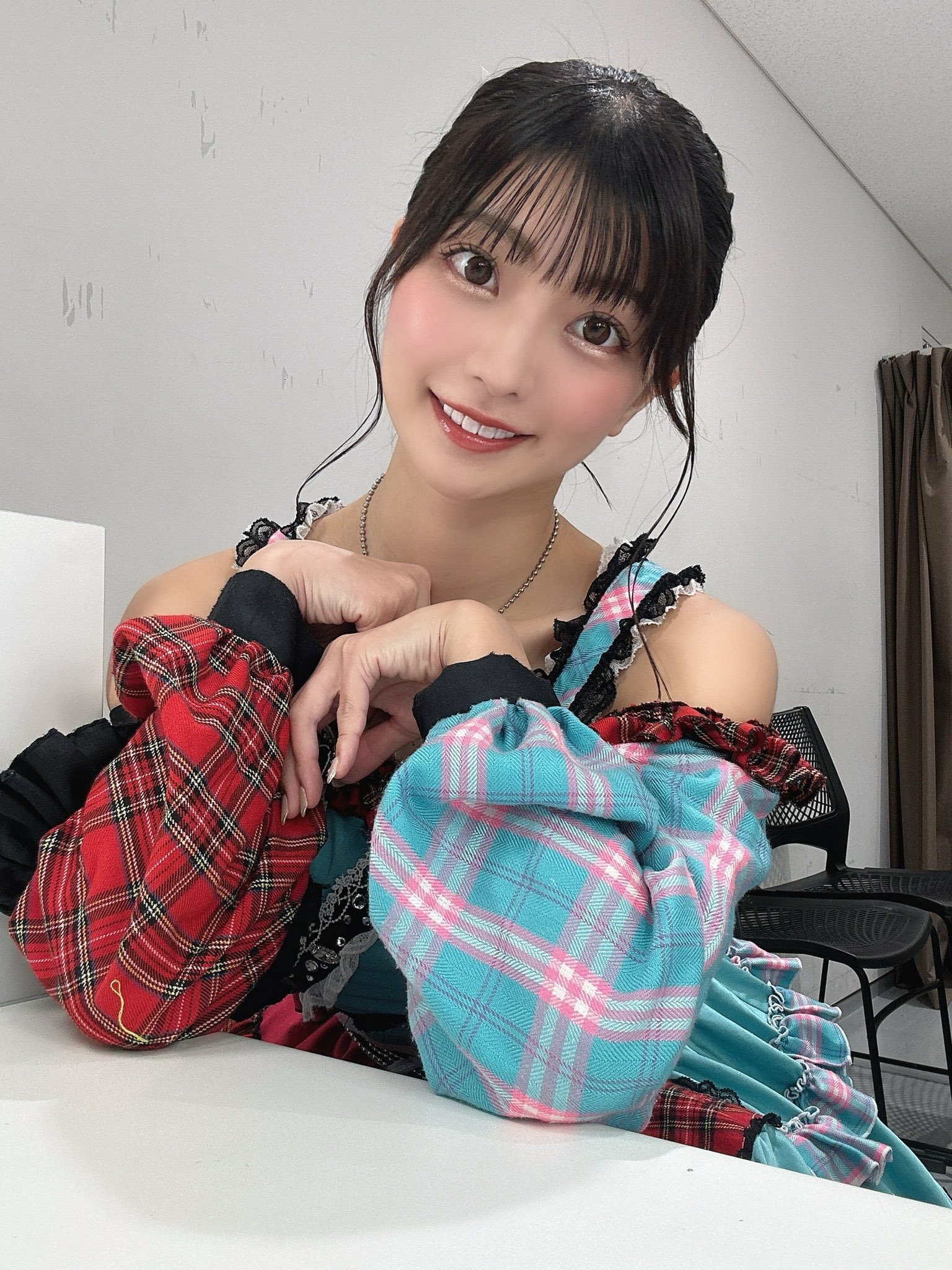 大量！Kiss Bee 中山星香 直筆サイン45枚他 全95枚 写真ブロマイド 大量！Kiss Bee 中山星香 直筆サイン45枚他 全95枚 写真