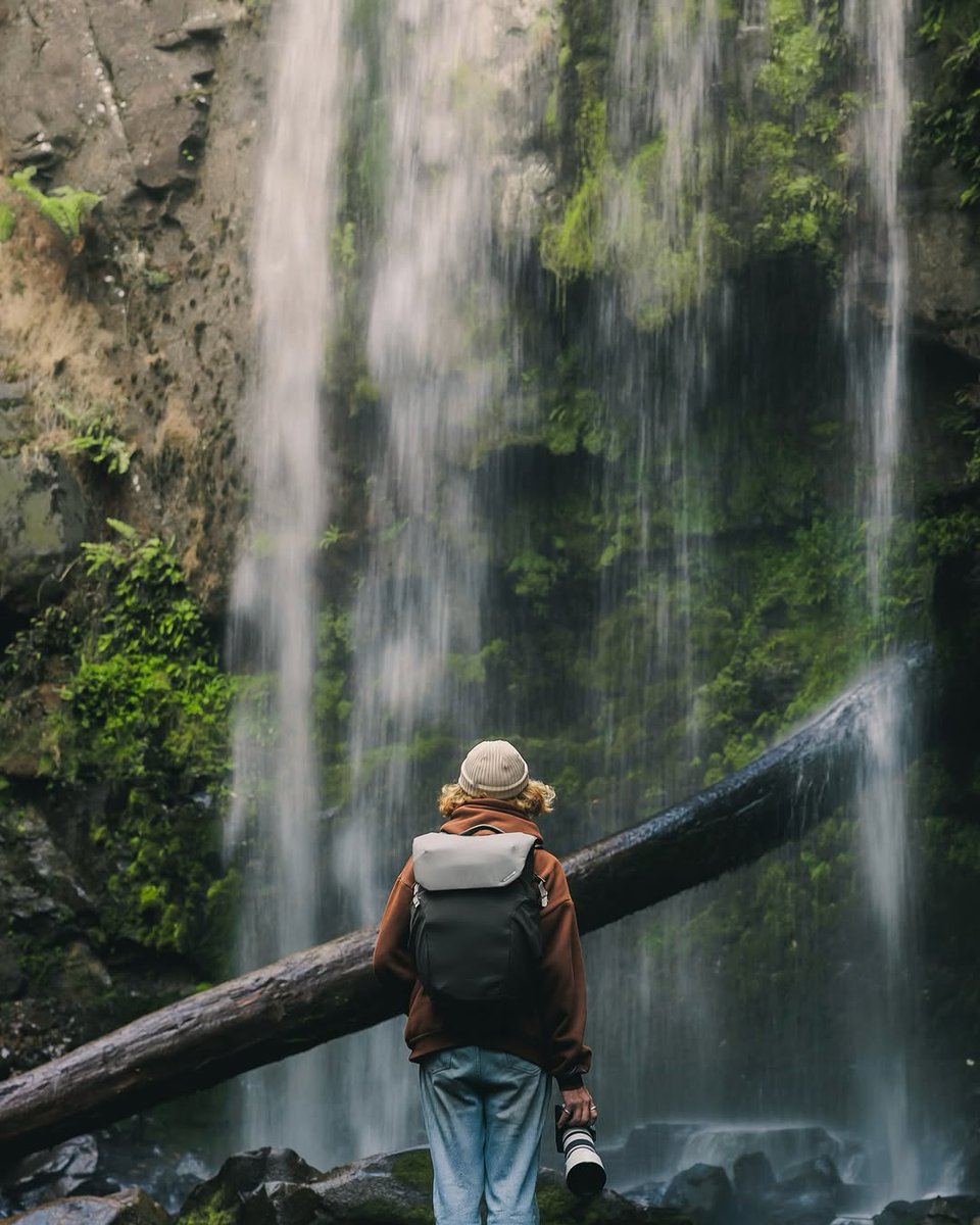 PGYTECH_global's tweet image. Black gear, clear skies, perfect shot. ☀🖤
The OneGo 2 – 25L Matte Black is your all-terrain content companion.
📷 Quick-access compartments
⛰ Mountain-tested, creator-approved
@iykezachariah

#pgytech #onego2 #camerabackpack #camera #drone #photography #sony #canon #dji