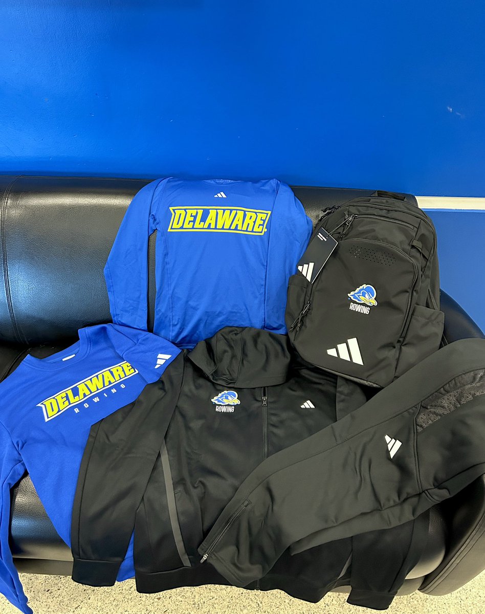 DelawareEQ's tweet image. Happy Monday! Here’s some of the gear lined up for our 2025-26 Women’s Rowing team✨🚣♀️
#teambehindtheteam #delawareequipment #UDRowing #GoHens
