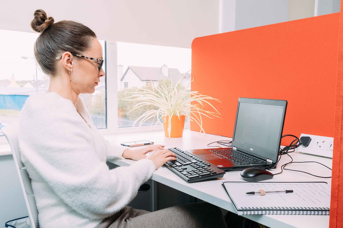 #FeedbackFriday

"This resource has made all the difference to managing work and family commitments over the summer." - Laura, Kilkee Hub User.

Our hubs help make life easier, whether you're visiting family or juggling summer holidays with kids.

<a href="/ClareCoCo/">Clare County Council</a> 
<a href="/LEOCountyClare/">LEO Clare</a>