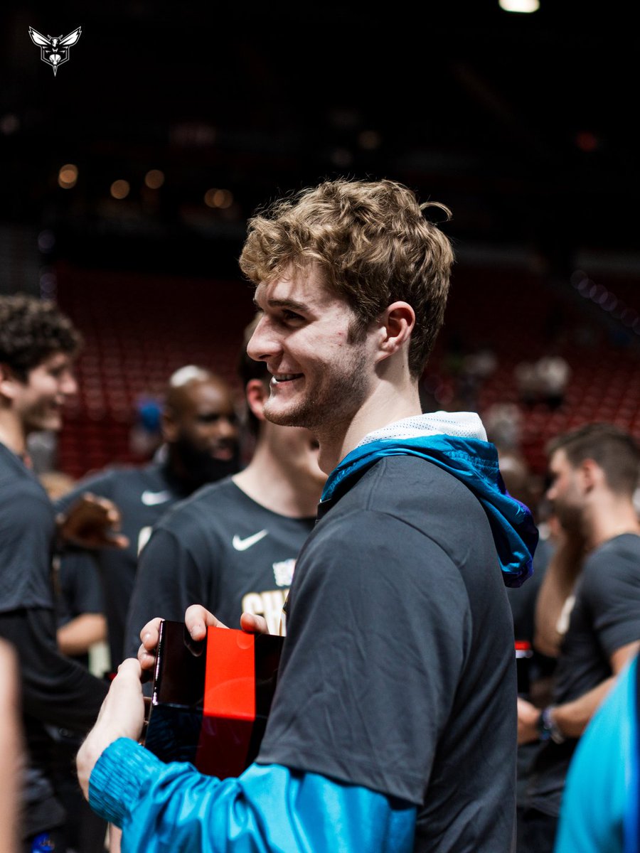 hornets's tweet image. good morning from your NBA summer league champions :)