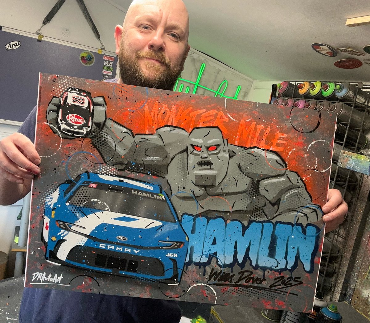 DRAutoart's tweet image. Just finished my Monday morning victory painting! Congrats @dennyhamlin. Glad you held on to that one 💪🏻
drautoart.com
#drautoart
.
@MonsterMile @JoeGibbsRacing #nascar #jgr #dennyhamlin #hamlin #dh11 #a11in #11againsttheworld #dovermotorspeedway #monstermile…