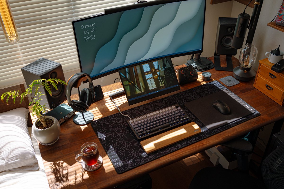 Escadoll's tweet image. 久々にデスク
#desksetup