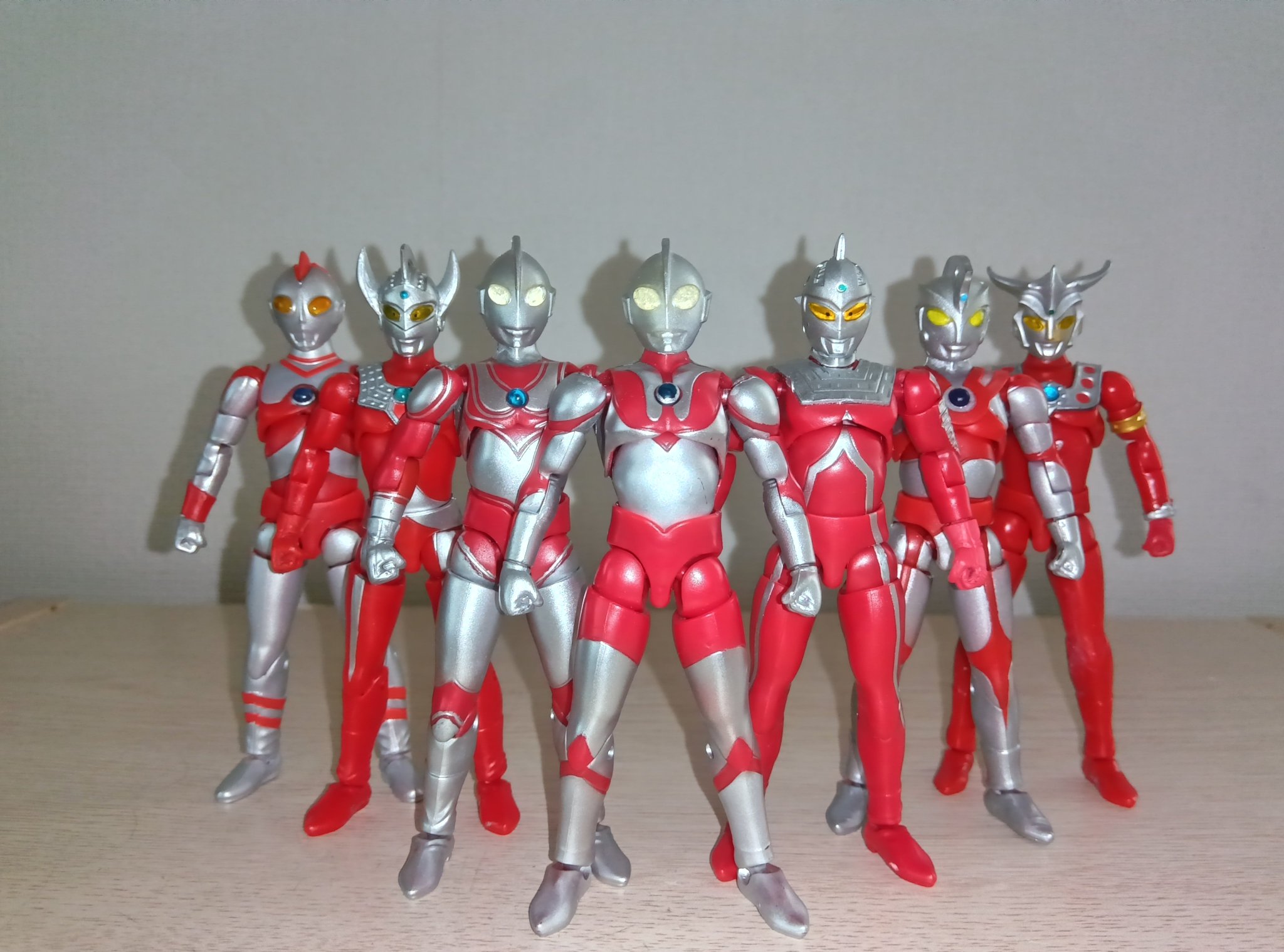 ウルトラマン シルバー 赤 メンコ　アトム S.H.Figuarts ウルトラマン 55th Anniversary Ver. | D・Cの超