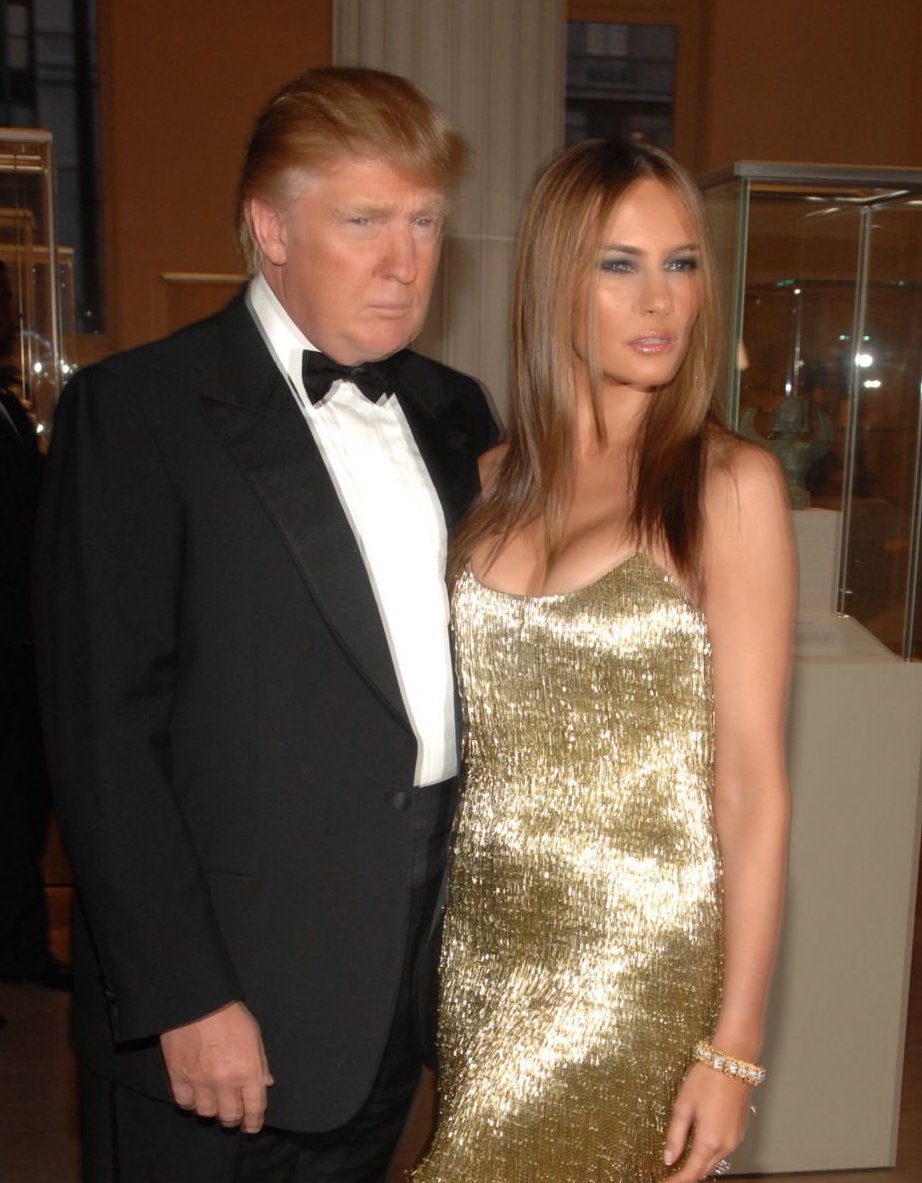 KUWTTRUMPS's tweet image. Melania in Roberto Cavalli - Met Gala 2007 🖤