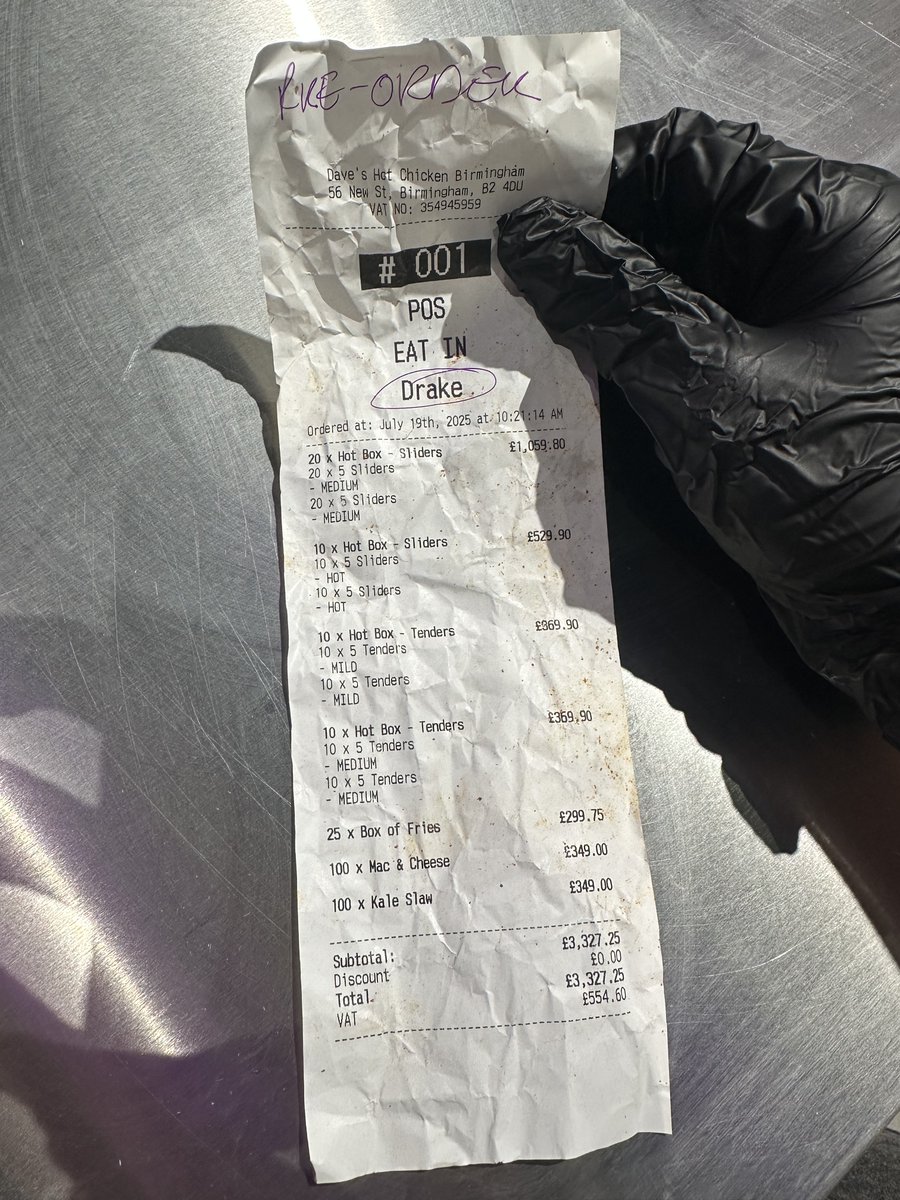 My mate did an order for Drake in Brum. £3K ON CHICKEN… 😂
