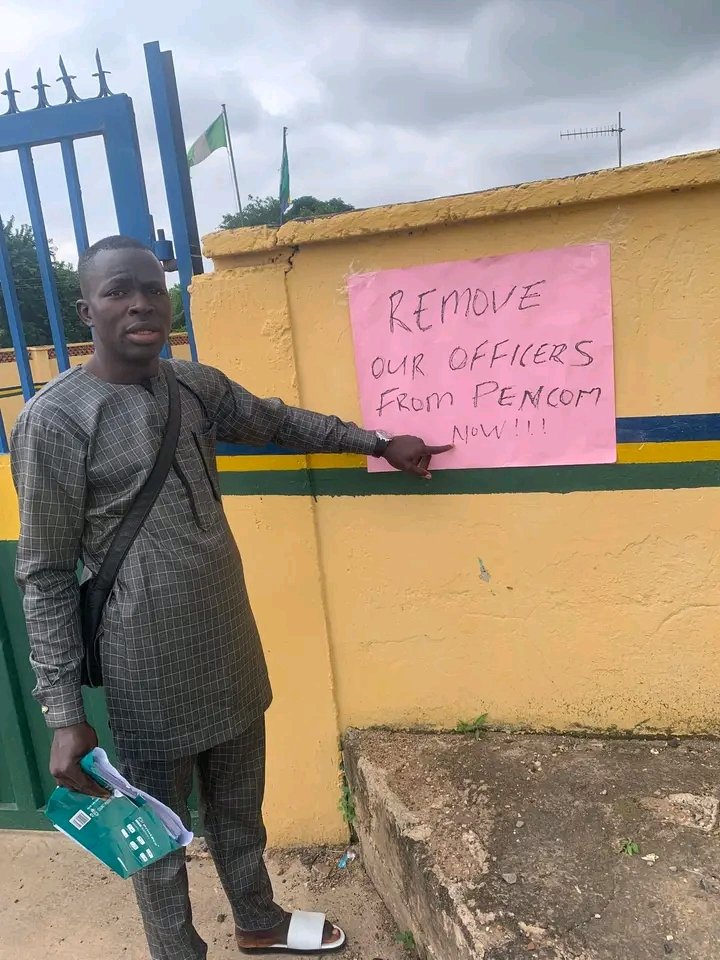 TIBmovement's tweet image. The demand for better welfare for police officers at Eleyele, Ibadan #PoliceProtest