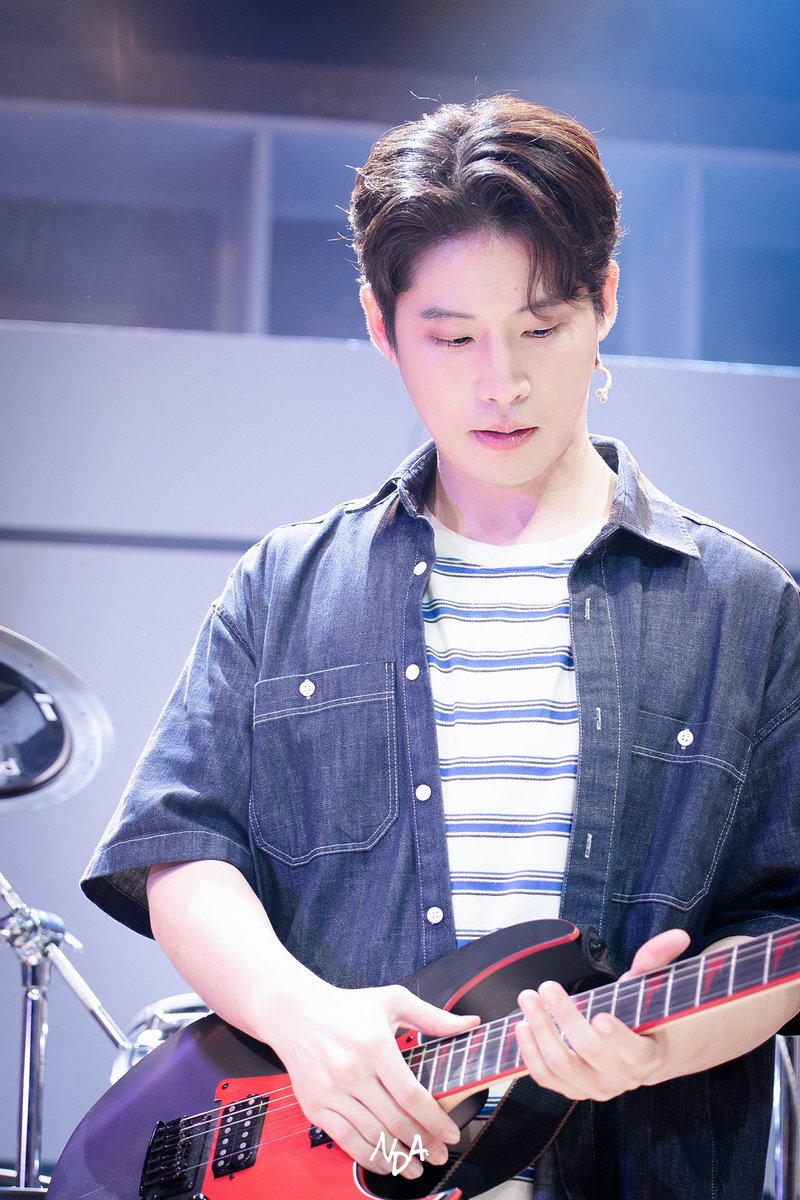 250711 20시 공연
뮤지컬 <머피> 스페셜 커튼콜 데이
M6. 낯설고 서툴러도

서장원 役 | #황두현 배우님