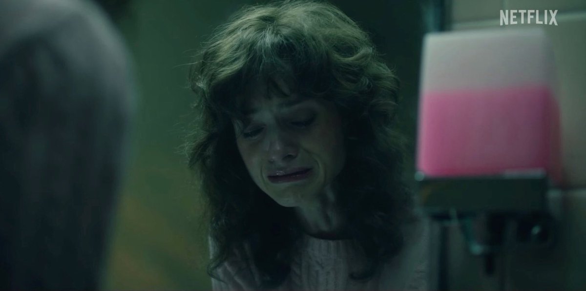 KisLeon58498's tweet image. Imagine Jonathan, delirious after getting high on weed, writing this sentence. He intended to erase it afterward but accidentally bled out and died. Nancy finds him, cleaning up the blood while sobbing…