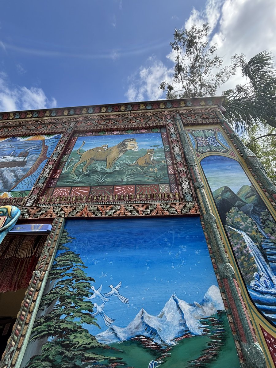 seafoamsafari's tweet image. happiness is a yeti sundae from anandapur ice cream truck 🍦🏔️