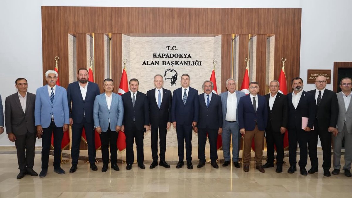 yazgi_gokhan's tweet photo. Bugün, memleketim Nevşehir’de Kapadokya Alan Başkanımız A. Cem Aslanbay ile bir araya gelerek, bölgemizin tarihi ve kültürel mirasının korunmasına yönelik çalışmaları değerlendirdik. 

Yerel yönetimlerimizle gerçekleştirdiğimiz bilgilendirme ve istişare toplantısında; alan yönetimi, sürdürülebilir turizm politikaları ve kültürel mirasın gelecek nesillere aktarılması konularında önemli görüşmelerde bulunduk.

Kapadokya’nın eşsiz dokusunu koruyarak, bölgeyi daha güçlü ve planlı bir şekilde geleceğe taşımak için çalışmalarımıza hep birlikte devam edeceğiz.

@TCKulturTurizm 
@KapadokyaAlan