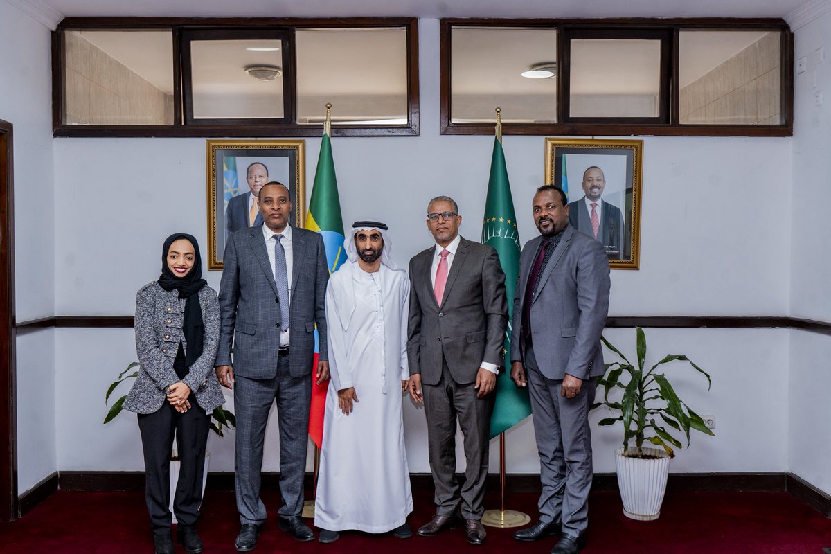 በኢትዮጵያ እና በተባበሩት አረብ ኤሚሬቶች መካከል ያለው ጠንካራ ትብብርና ዘላቂ ወዳጅነት የጋራ መርሆችን የመጠበቅ ተምሳሌት ነው። በዛሬው እለት በኢትዮጵያ የተባበሩት አረብ አሜሬቶች አምባሳደር የሆኑትን መሀመድ ሳሌም አልረሸዲን በጽ(ቤት