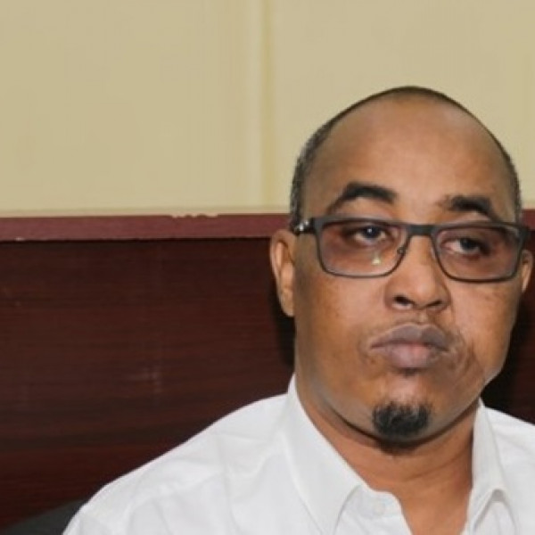 axadletm's tweet image. Somalia: Controversial Figure Abdirashid Janan Assigned to Lead Gedo Region's Intelligence#Somalia #Abdirashid #assigned #controversial #figure #Gedo #intelligence #Janan #lead #regions #Somalia 
tinyurl.com/285xb555