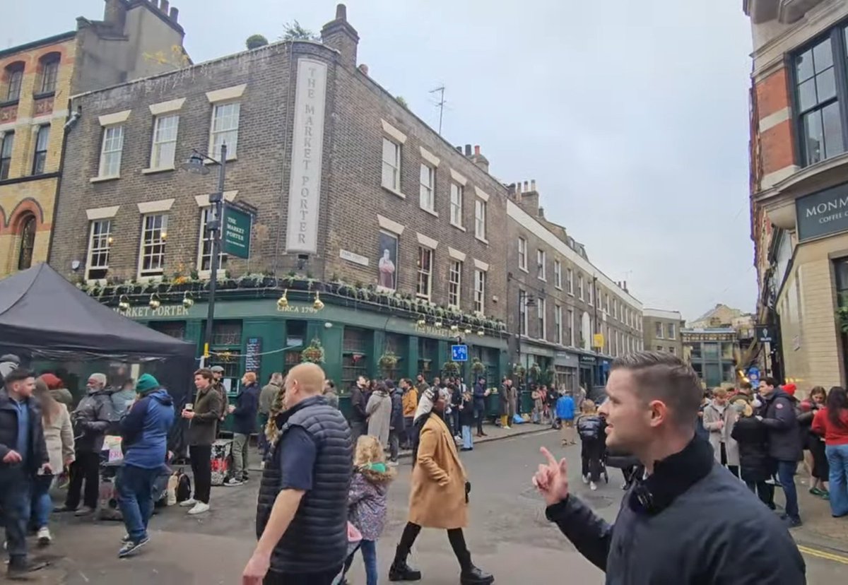 VinnieSull1van's tweet image. UPCOMING Pub/History walking #TOUR of Borough/Southwark, #London🚶♂️🚶♀️🍻
🗓 #TOUR Date: 16th August (Sat)
👥 Meeting At: London Bridge Station
🕦 Time: 11 AM
The tour will last between 3 - 4 hours and will, of course, include a few stops for refreshment. 🍺
We will be…