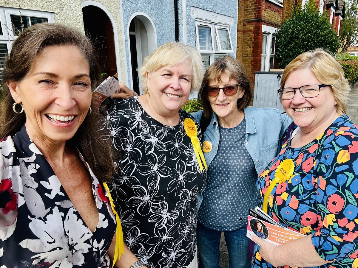 Laura_McCracken's tweet image. Thanks to all who came out this weekend for some last minute canvassing before our by-election polling day. Many meaningful conversations with residents about local challenges AND OPPORTUNITIES in Bromley Common & Holwood… followed by a drink at The Hit or Miss micro bar.
Vote…