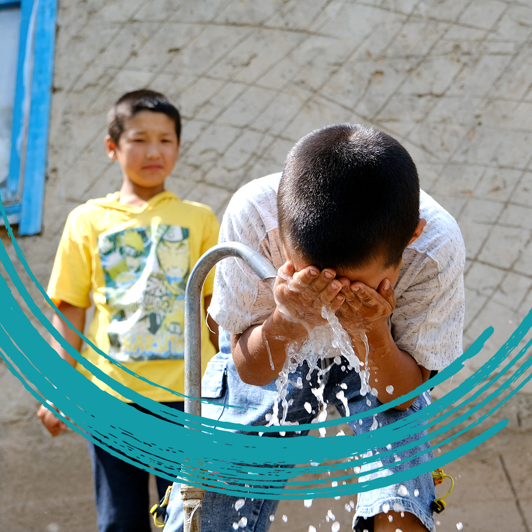 WorldBankECA's tweet image. 💧 Imagine living without clean drinking water—that's a reality for millions across Central Asia.
Discover how @WBG_IDA is helping the region invest in a water-secure future: wrld.bg/9AE450Wsz9b #IDAworks