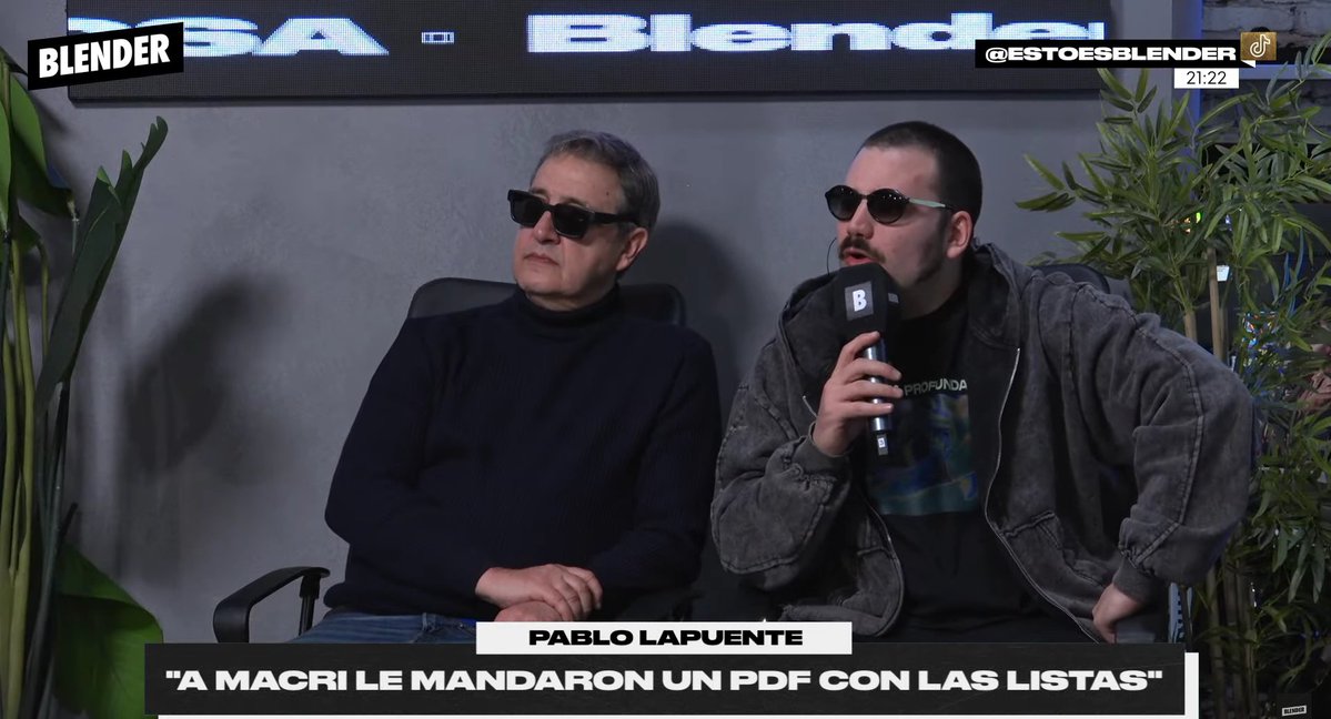 Muy bueno el ciclo de poesía y jazz ayer en <a href="/estoeshaa/">Hay Algo Ahí</a>