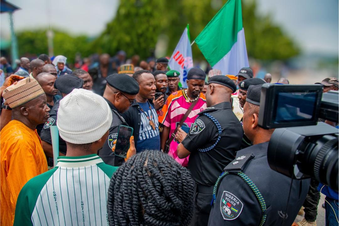 PoliceNG's tweet image. The Inspector-General of Police, IGP Kayode Adeolu Egbetokun, has expressed his commitment to personally address the retired police officers currently protesting for improved retirement benefits. This assurance was conveyed through the Commissioner of Police, FCT Command, who met…
