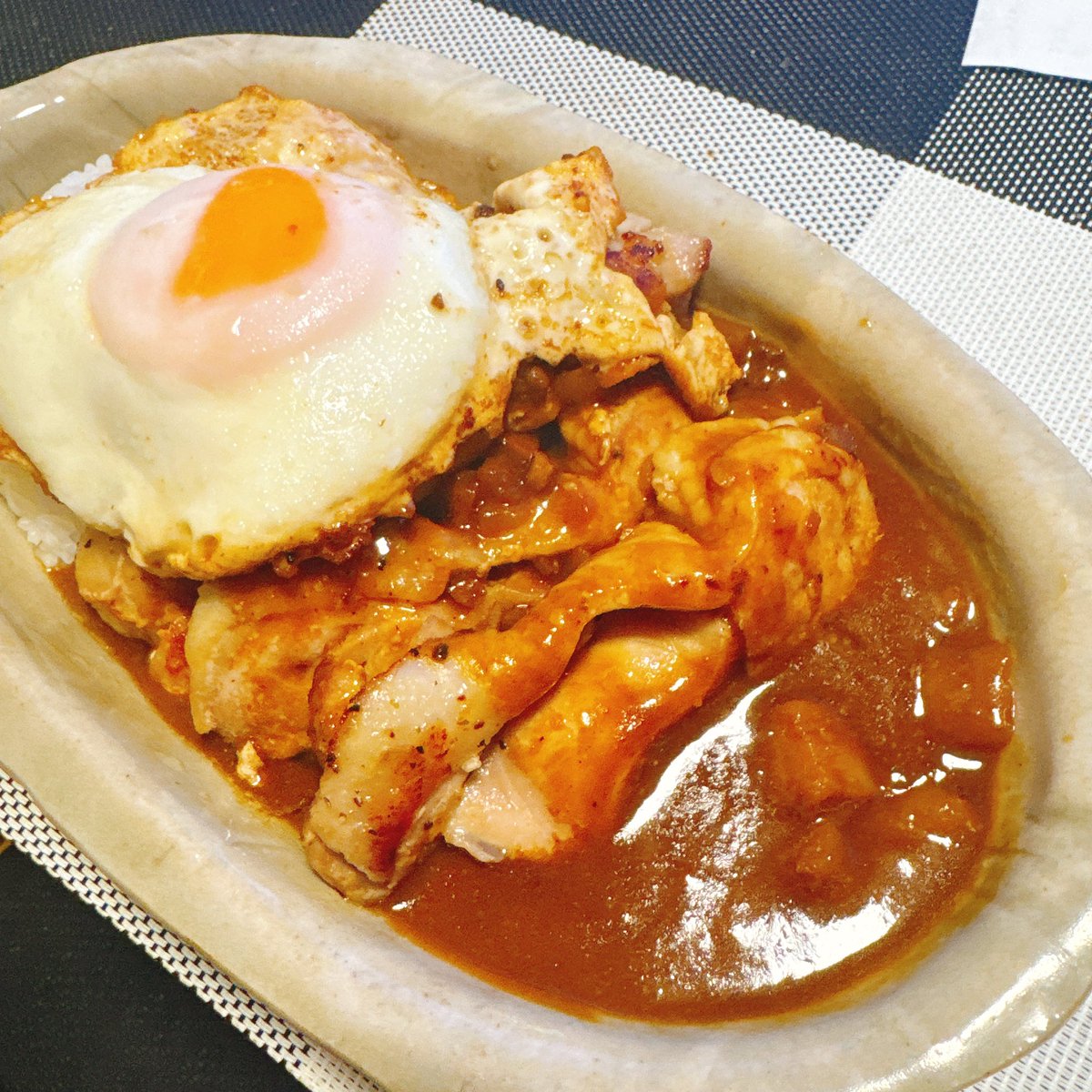 bonessp08's tweet image. 最強カレー😂

選挙終わりましたね
日本人どうなっているのか？
平和な日本になりますように！
(思ってもいないw)
