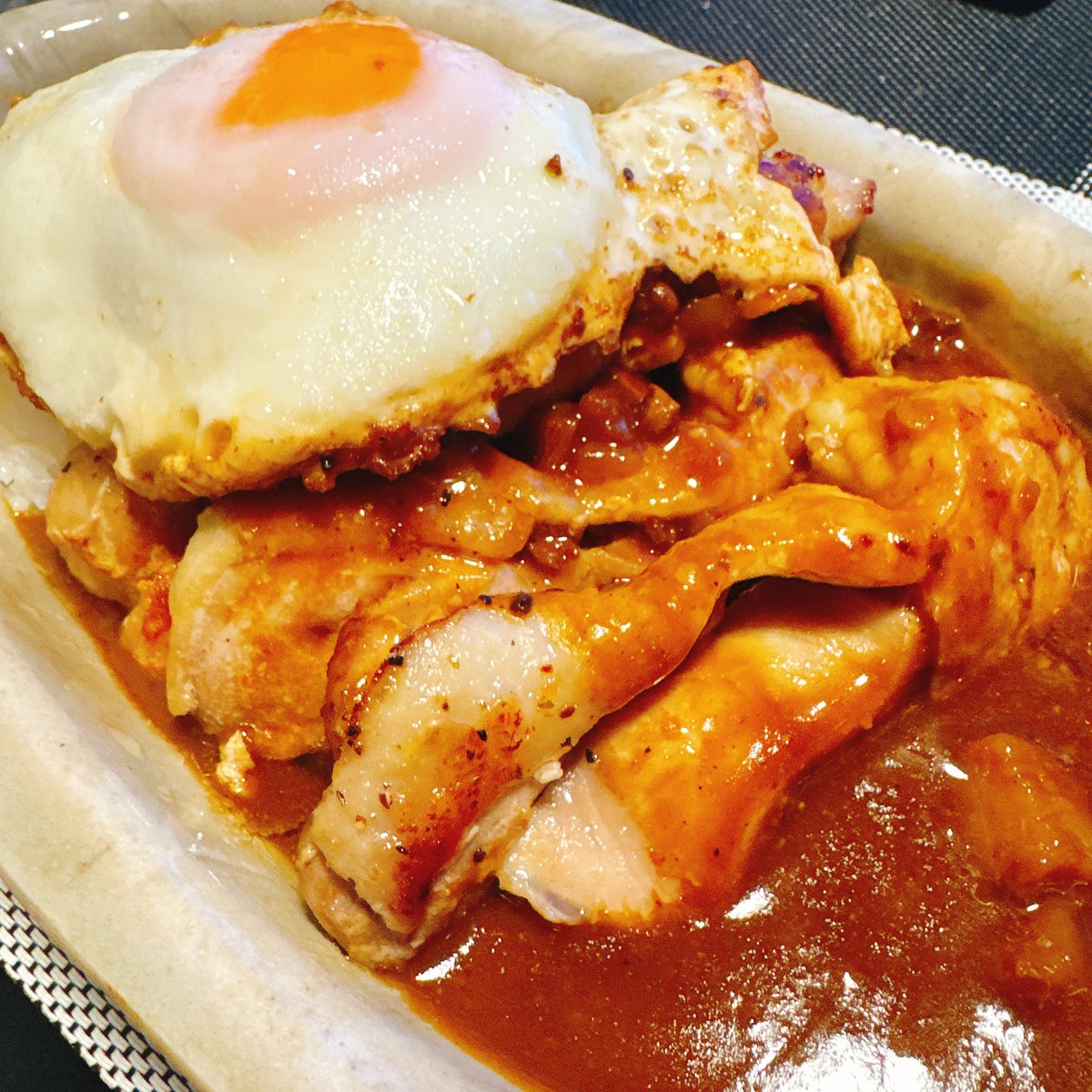 bonessp08's tweet image. 最強カレー😂

選挙終わりましたね
日本人どうなっているのか？
平和な日本になりますように！
(思ってもいないw)