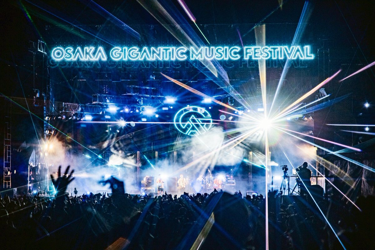 04GENLS's tweet photo. 2025.07.20 万博記念公園
『OSAKA GIGANTIC MUSIC FESTIVAL 2025』
憧れの太陽の塔と初めて会えた日。畏怖の念を感じ僕はその場で立ち尽くしたのでした。初年度から毎年呼んでくれているジャイガ、今年はなんと大トリ。無事バシっとやれた気がします。観てくれたみんなありがとう。
photo by @ninjajon https://t.co/aRW9shoyW1