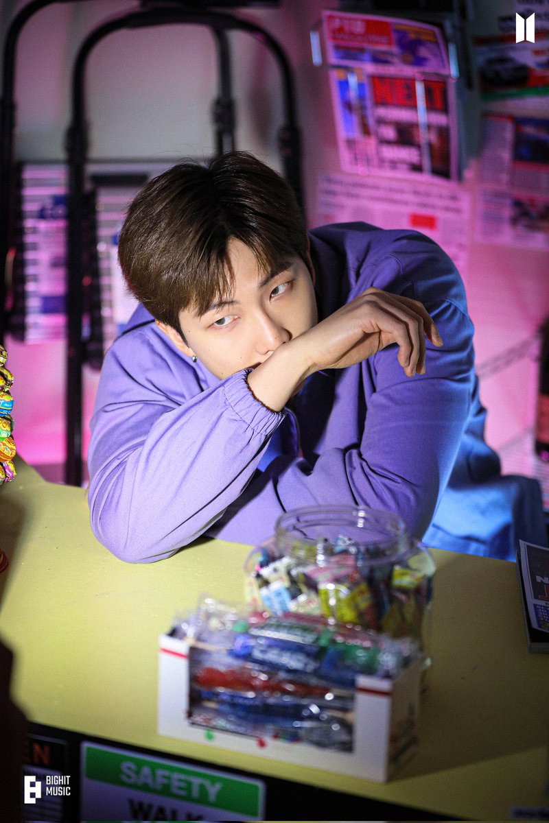 RM_Peru's tweet image. 📸Fotos de #RM en BTS (방탄소년단) 'PERMISSION TO DANCE ON STAGE - LIVE' Concept Photo Sketch
Puedes descargarlas aquí 👇
🔗weverse.io/bts/media/1-16…
#BTSRM #Namjoon #PTD_ON_STAGE_LIVE